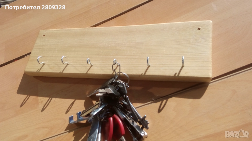 Закачалка за дрехи и ключове, снимка 1