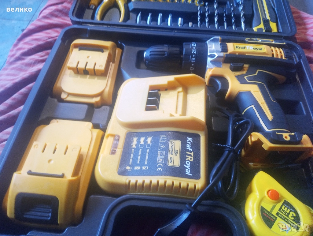 Продавам акумулаторен винтоверт+30 части, снимка 1