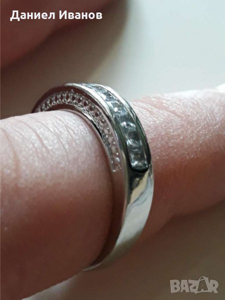 Златен ПРЪСТЕН 18 к БЯЛО ЗЛАТО С КАМЪНИ Сваровски , снимка 1