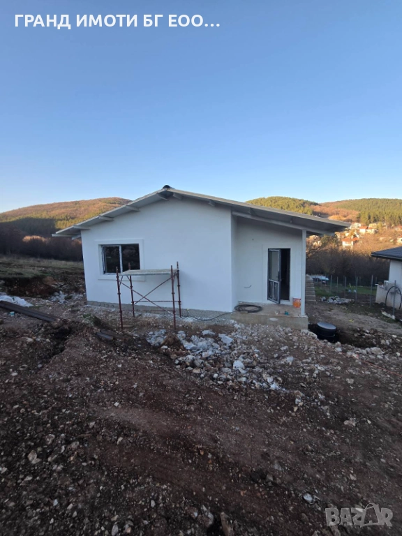 Гранд Имоти БГ продава къща в с.Борилово, снимка 1