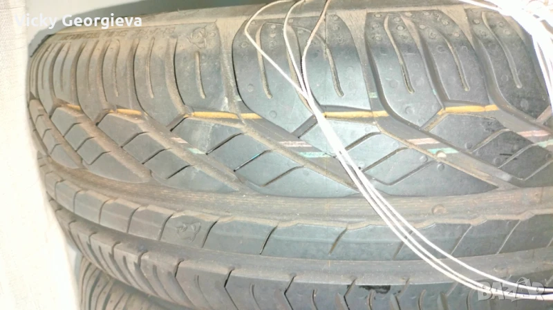 Гуми, снимка 1