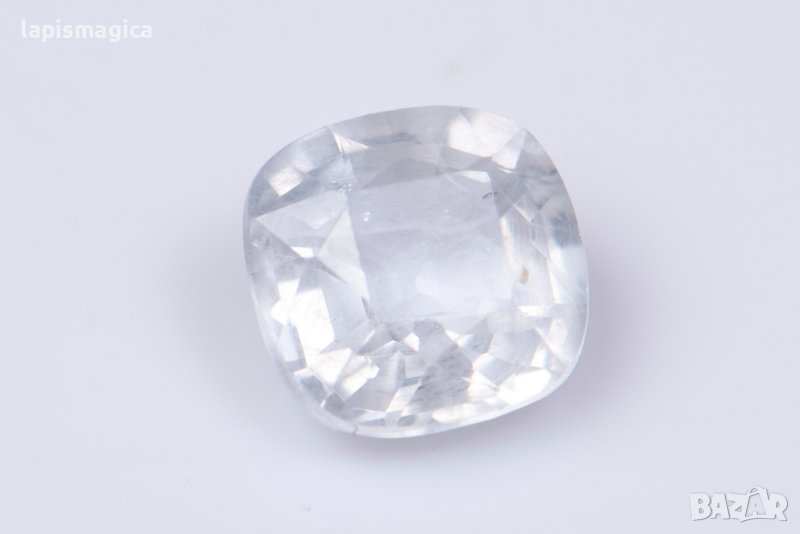 Бял сапфир 0.95ct VS нагряван cushion шлифовка Цейлон, снимка 1