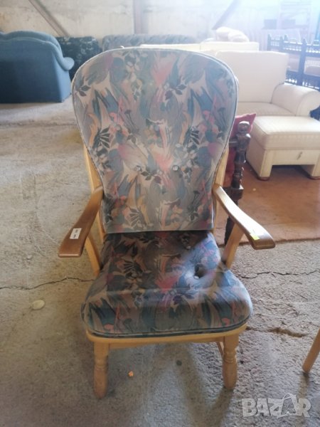 Масивен стол кресло  с дамаска внос от Европа , снимка 1