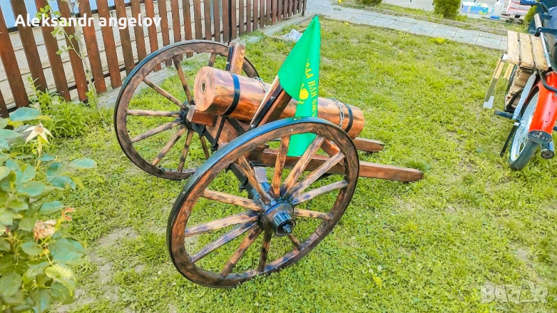 Черешово топче оръдие декорация, снимка 1