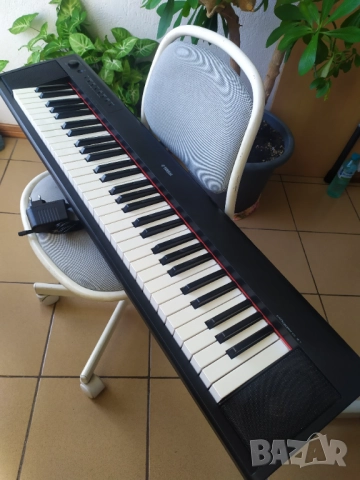 Дигитално пиано Yamaha Piaggero NP-11, снимка 2 - Пиана - 52957115