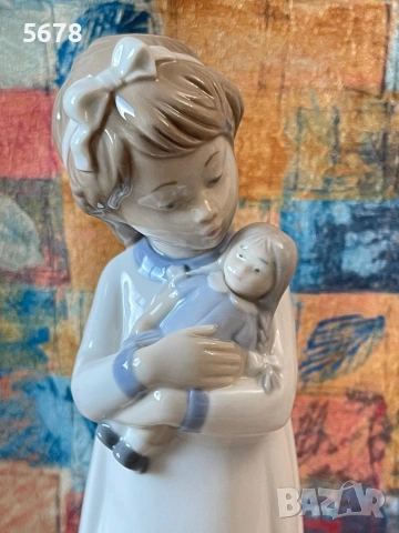 Статуетка NAO, снимка 2 - Колекции - 54312964