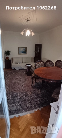 Собственик продава двустаен завършен и обзаведен апартамент с ЧИСТА площ 50м2, плюс таванска стая 20