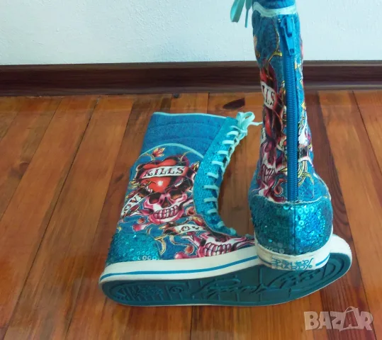 Ed Hardy оригинални дамски кецове UK7,5 /41, снимка 9 - Кецове - 56188081