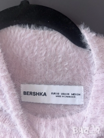 Светлорозова блуза Bershka, снимка 2 - Блузи с дълъг ръкав и пуловери - 56508954