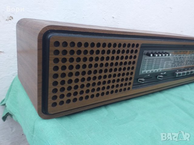 Grundig RF 711 Радио, снимка 5 - Радиокасетофони, транзистори - 31144263