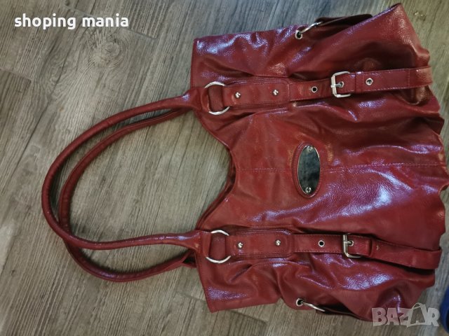 голяма червена чанта , снимка 4 - Чанти - 42813742