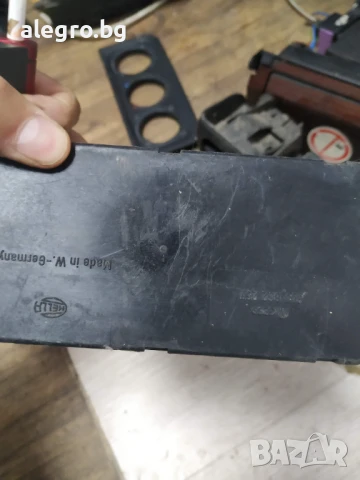 Вакуум Помпа Централно Заключване HELLA 357 862 257 за VW, снимка 2 - Части - 50760083