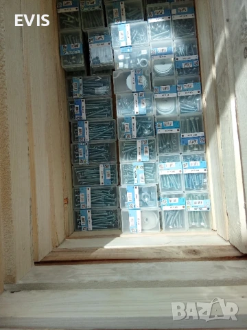 Болтове, гайки, шайби и патентни винтове , снимка 2 - Железария - 50824146