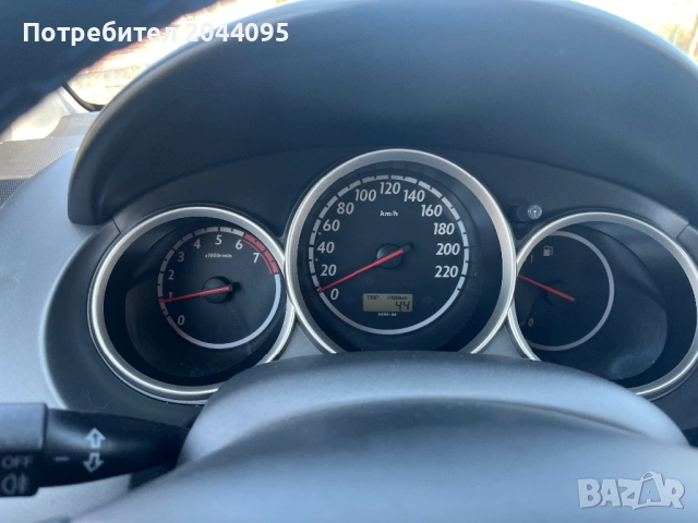 Продавам Honda Jazz регистрирана, снимка 9 - Автомобили и джипове - 54128363
