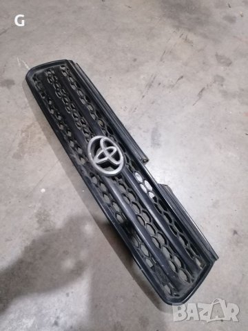 Маска Решетка Тойота Рав 4 , снимка 6 - Части - 39177001