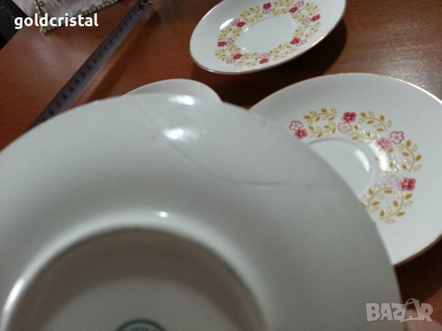 Български костен порцелан чинийки, снимка 5 - Антикварни и старинни предмети - 40552151