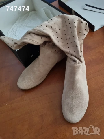 Естествен велур, SISLEY, 39 номер, нови