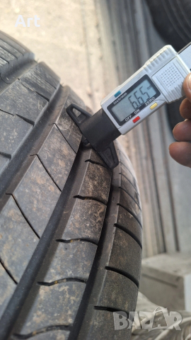 2бр.гуми 235 45 18 KUMHO, снимка 6 - Гуми и джанти - 53890591