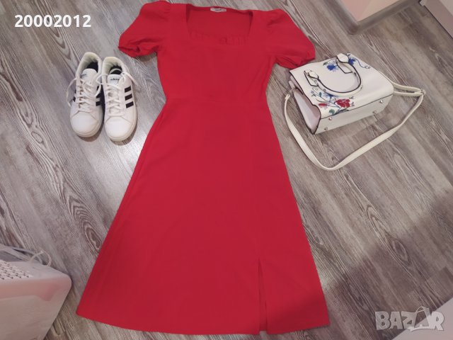 Червена лятна рокля , снимка 1 - Рокли - 40337853