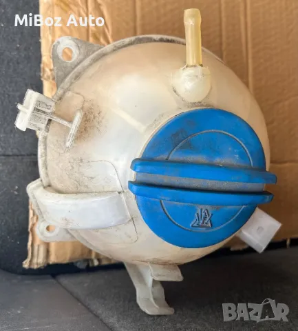 Разширителен съд казанче Фолксваген Голф 6 VW Golf, снимка 2 - Части - 49649676