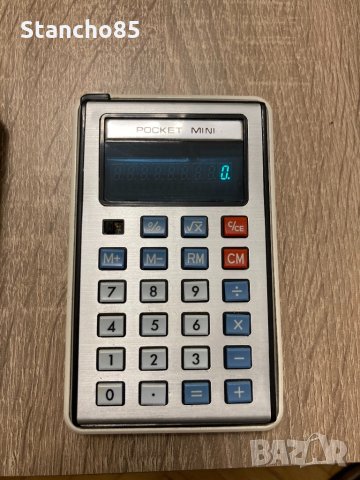 Стар калкулатор със кожен калъф, снимка 1