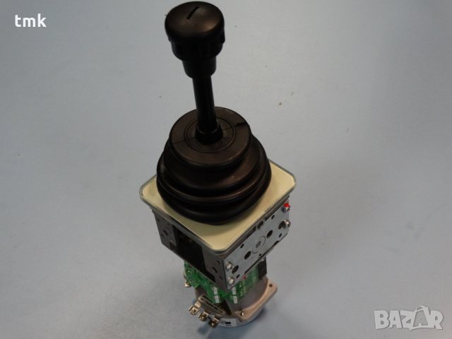 Двупозиционен джойстик SPOHN & BURKHARDT UNS02AKAR