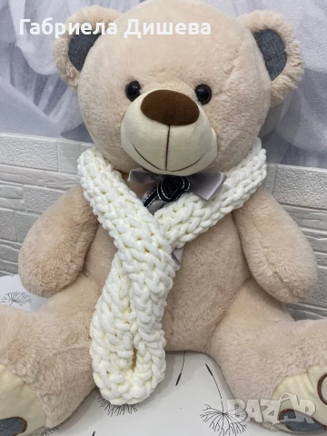 Ръчно плетени одеалца, шапки и шалове., снимка 10 - Спално бельо и завивки - 51197295