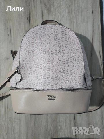 Раница Guess цвят светло розово 