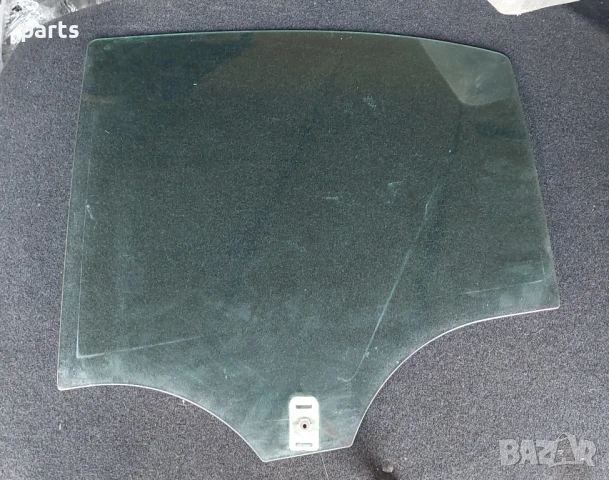 Задно Ляво Стъкло Мерцедес C класа W203 - E11 43R00083, снимка 2 - Части - 50556221