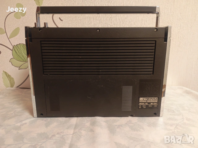 Продавам радио Tokyo Skylark NR-52F1, снимка 6 - Радиокасетофони, транзистори - 53099456
