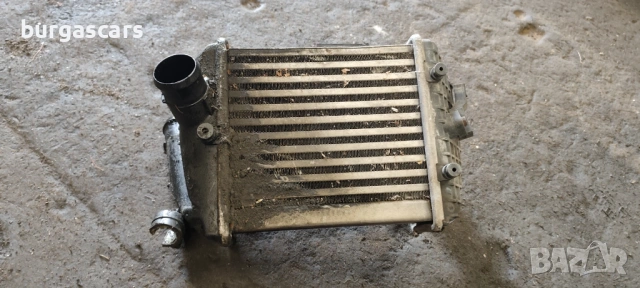 Интеркулер ляв десен 8E0 145 806 C Audi A4 B6 Avant 2.5TDI - 163 к.с, снимка 4 - Части - 53903356