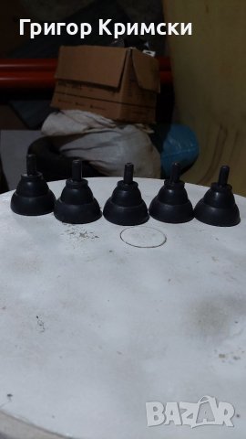 Крака за легла и гардероби -360 бр., снимка 2 - Други стоки за дома - 37741409