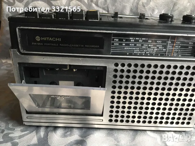 Касетофон Hitachi, снимка 10 - Радиокасетофони, транзистори - 48492971