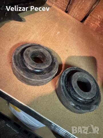 Повдигащи тампони за задни пружини Пасат 7