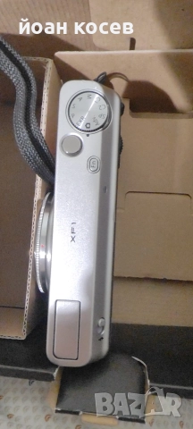 фотоапарат Fujifilm xf1 , снимка 5 - Фотоапарати - 52725308