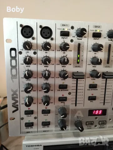 Миксер Behringer pro mixer vmx 1000, снимка 2 - Ресийвъри, усилватели, смесителни пултове - 56534594
