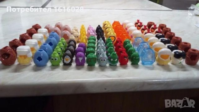 Нови фигурки и костюми на скокльовци на Енгри Бърдс