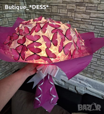 ЗАПОВЯДАЙТЕ‼️Луксозни,светещи,ръчно израбатени букети от "DESS" 45лв.🦋💐, снимка 12 - Подаръци за жени - 44635540