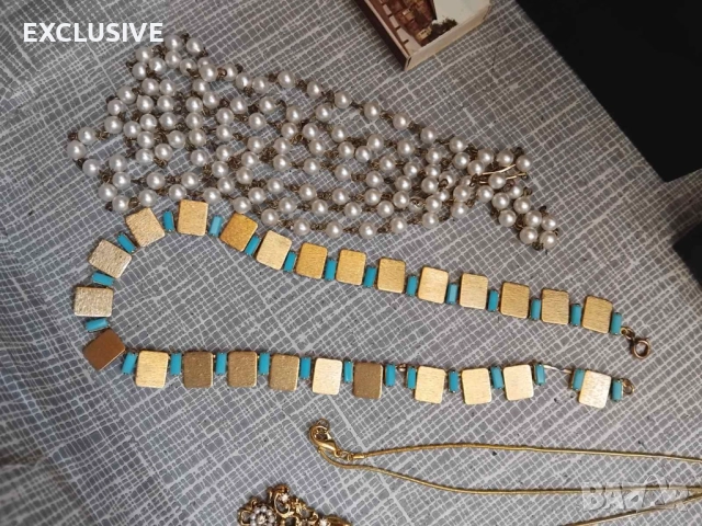 Куфар с бижута от англия! всичко по 10 лв!, снимка 6 - Бижутерийни комплекти - 52208412