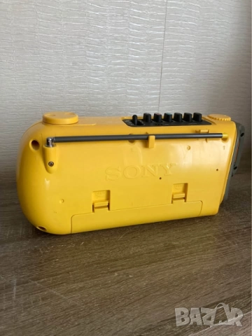 	Sony CFM-104 Sports Radio Cassette Player, снимка 7 - Радиокасетофони, транзистори - 52651520