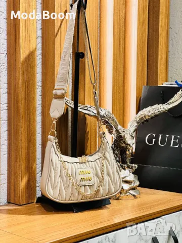 Miu Miu дамски чанти Различни цветове, снимка 4 - Чанти - 48815968