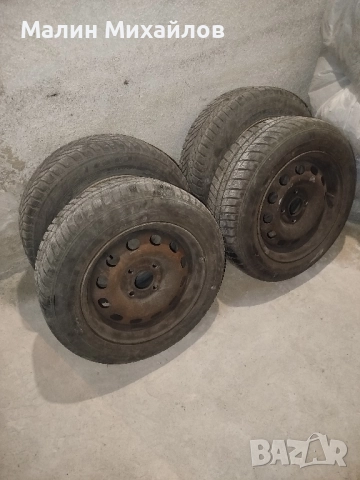 Четири броя зимни гуми с джанти , снимка 1