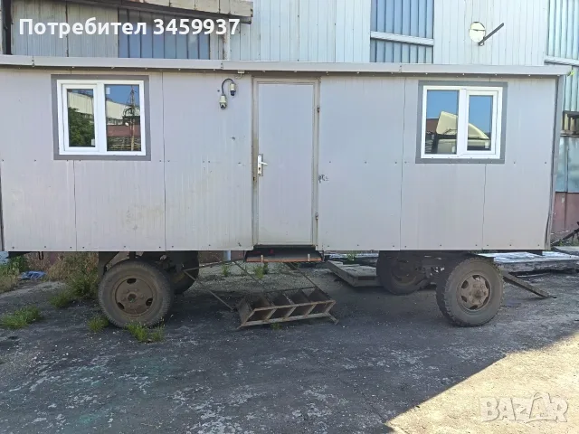 Продавам строителен фургон на колела