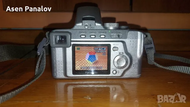 Фотоапарат Panasonic Lumix FZ 5, снимка 4 - Фотоапарати - 50248767