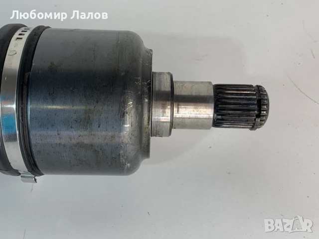 Предна дясна полуоска Land Rover Freelander I (98-06)г. 1.8 16v 120к.с. 2.0 TD4 112к.с. , снимка 2 - Части - 50741833