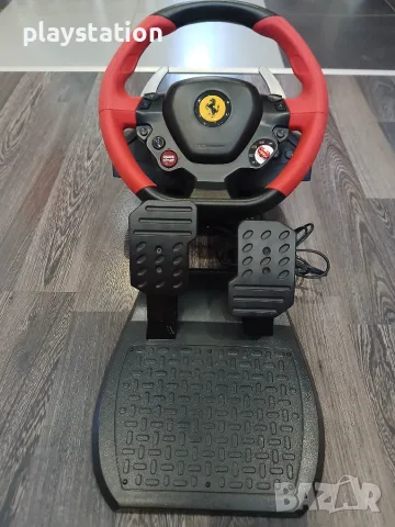Геймърски волан с педали Thrustmaster Ferrari 458 Spider за Xbox One / Series X|S, снимка 4 - Xbox конзоли - 56226535