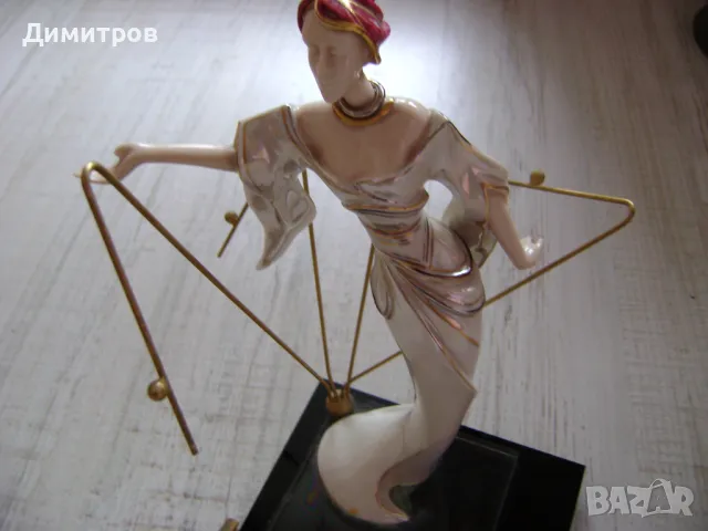 КРАСИВА АВТОРСКА СТАТОЕТКА