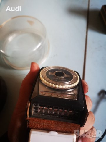 Светломер ЛЕНИНГРАД 4 Реактиви 9 броя чисто нови Светкавица Обективи JAPAN Color Цена за всичко 150л, снимка 14 - Светкавици, студийно осветление - 39568405