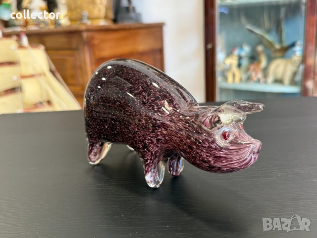 Ръчно изработена стъклена фигура на прасе. №7974