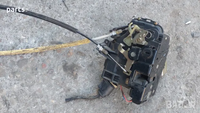 Задна Дясна Брава - Ключалка Ауди A6 4F C6 (2)
- 4B0839016B, снимка 3 - Части - 48724187